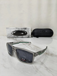OAKLEY 3383 MATT SMOKE GREY GREEN