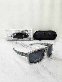OAKLEY 3383 MATT SMOKE GREY GREEN