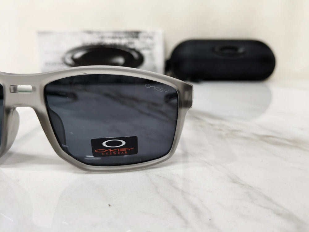 OAKLEY 3383 MATT SMOKE GREY GREEN