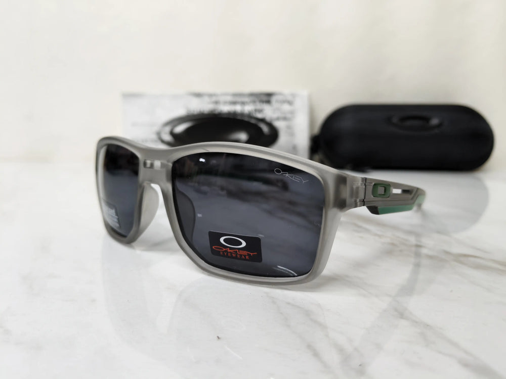 OAKLEY 3383 MATT SMOKE GREY GREEN