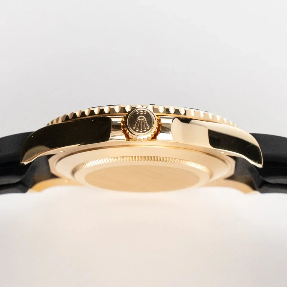 Role_x Yatch Master Yellow Gold Oysterflex Black Mint Mens Watch Luxury Edition Premium Quality theroyaltime.in