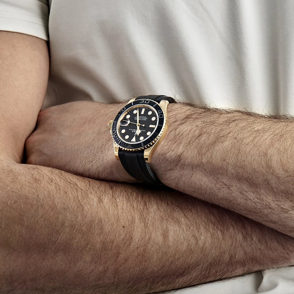 Role_x Yatch Master Yellow Gold Oysterflex Black Mint Mens Watch Luxury Edition Premium Quality theroyaltime.in