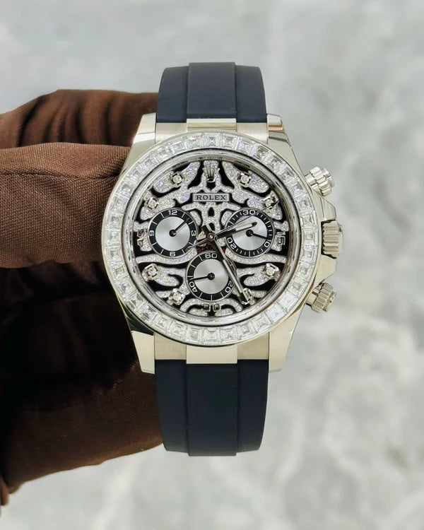 Ro*ex Eye Of The Tiger Silver Dial Silicon Belt Edition Premium Quality Luxury Watch theroyaltime.in