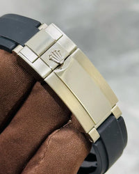 Ro*ex Eye Of The Tiger Silver Dial Silicon Belt Edition Premium Quality Luxury Watch theroyaltime.in